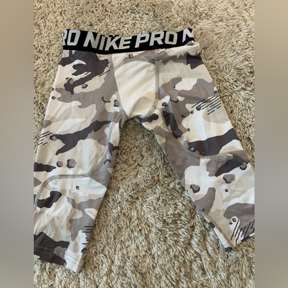 Boys Nike Pro Compression Capris